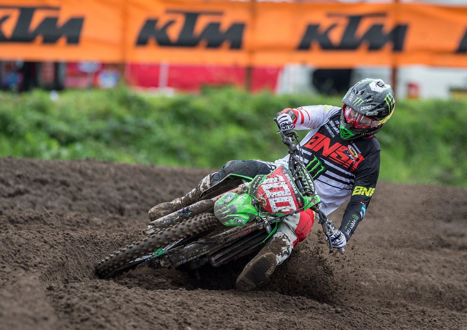 Motocross: Ken Roczen signs for Honda